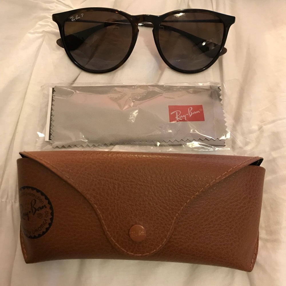 NWOT Erika Ray Bans
